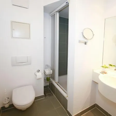 Strandstrasse 32 - 04-36 Daire *